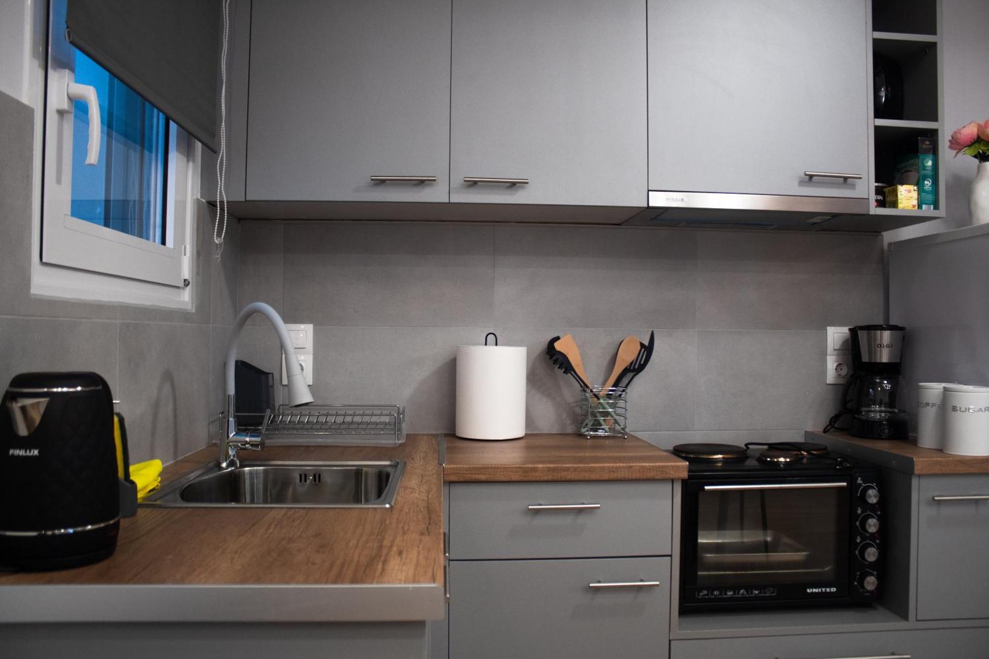 Giakost Apartments V Near Airport Артеміда Екстер'єр фото